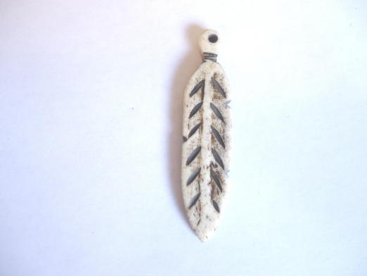 (image for) Feather - bone pendant #BS-CH124